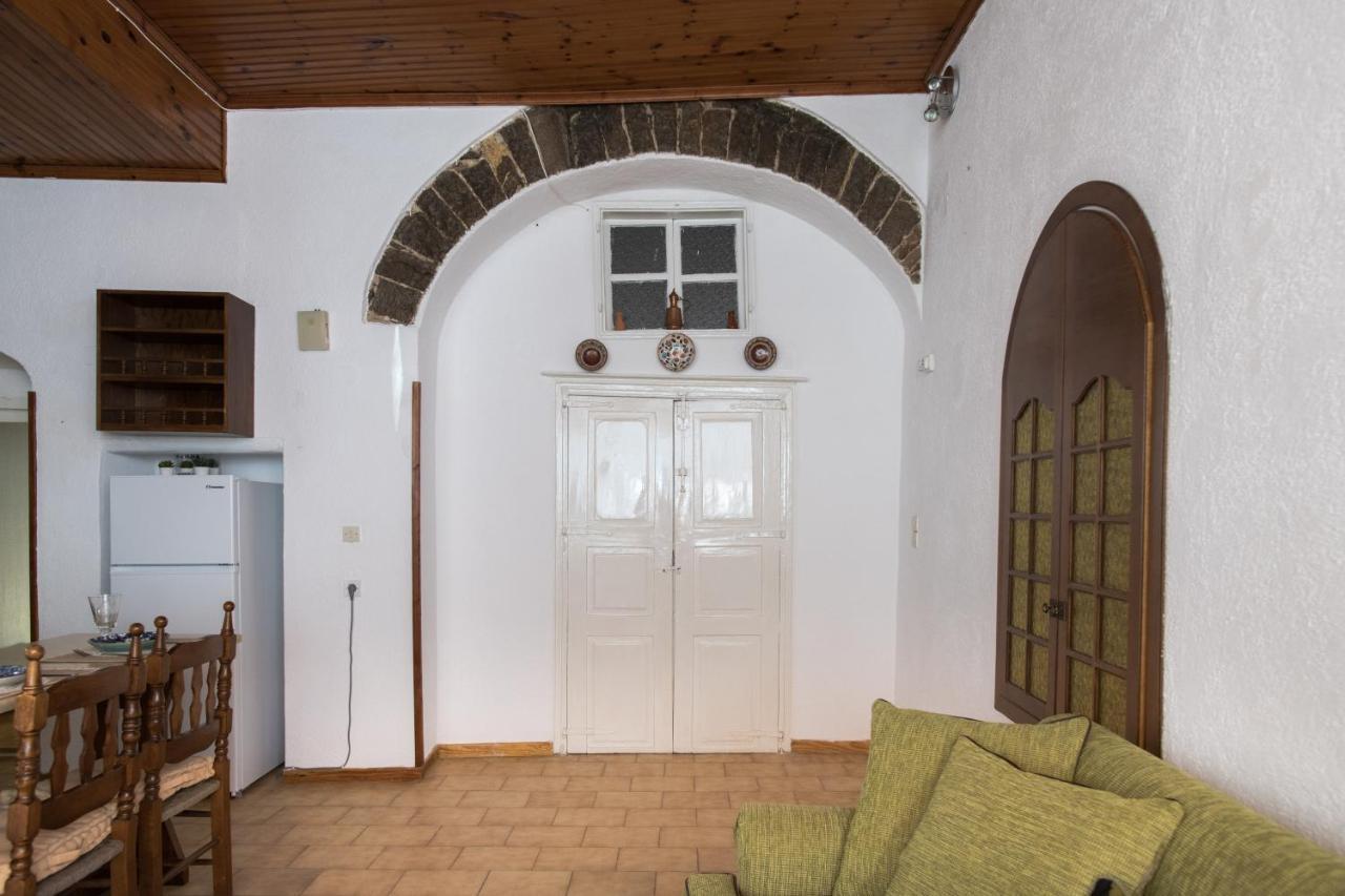 Ferienhaus Neoclassical Manor House Poros Town
